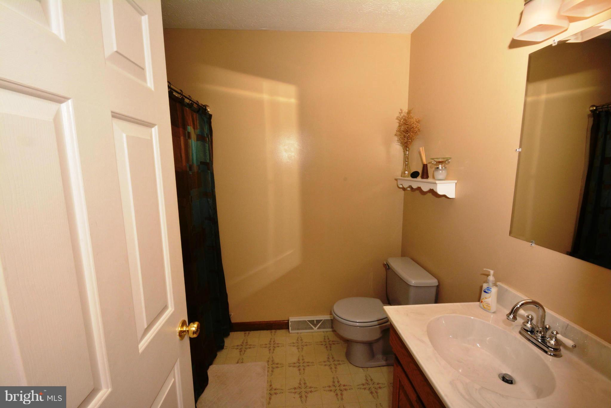 PARKS HOLLOW - Residential