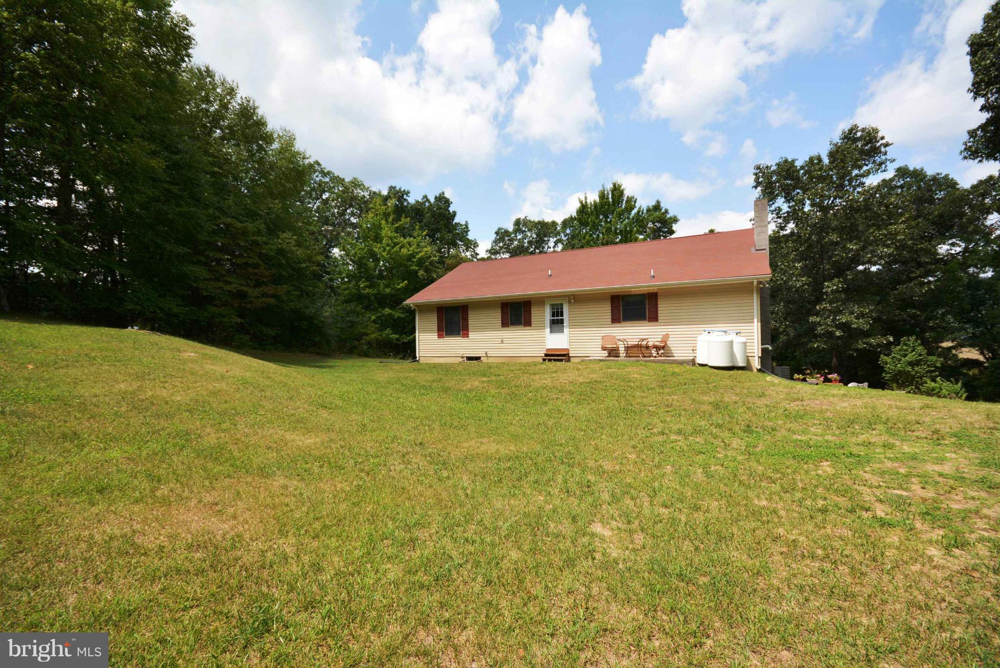 PARKS HOLLOW - Residential