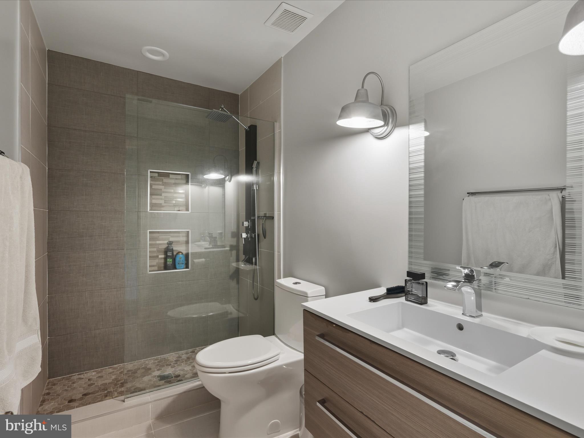 FAIR VIEW WOODS - Residential