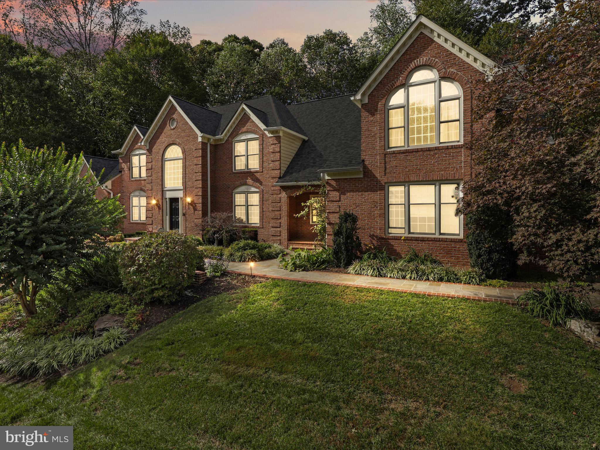 5826 HANNORA LANE