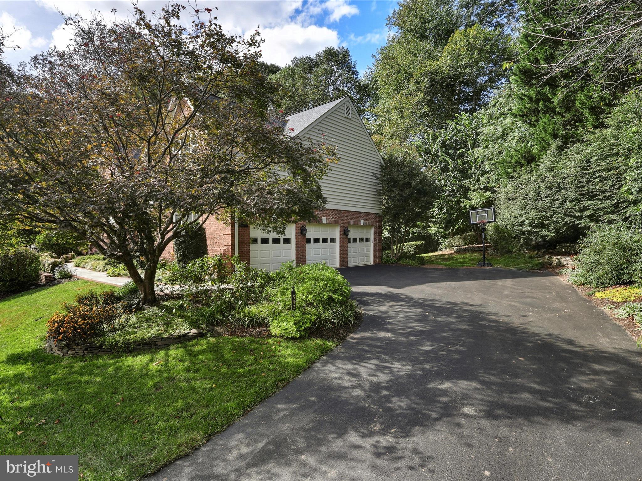 FAIR VIEW WOODS - Residential