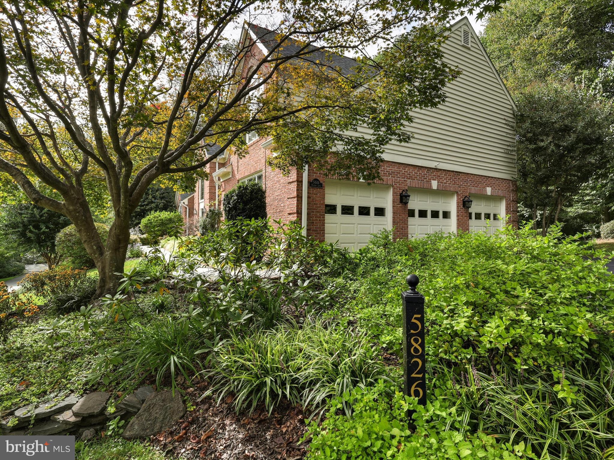 FAIR VIEW WOODS - Residential