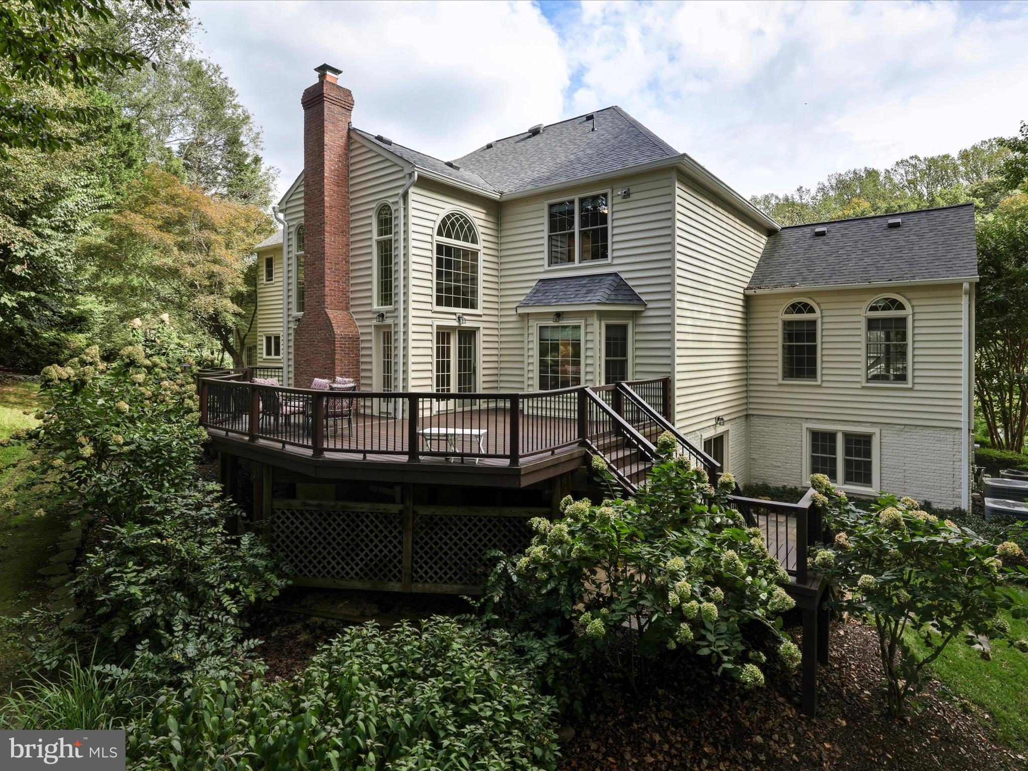 FAIR VIEW WOODS - Residential