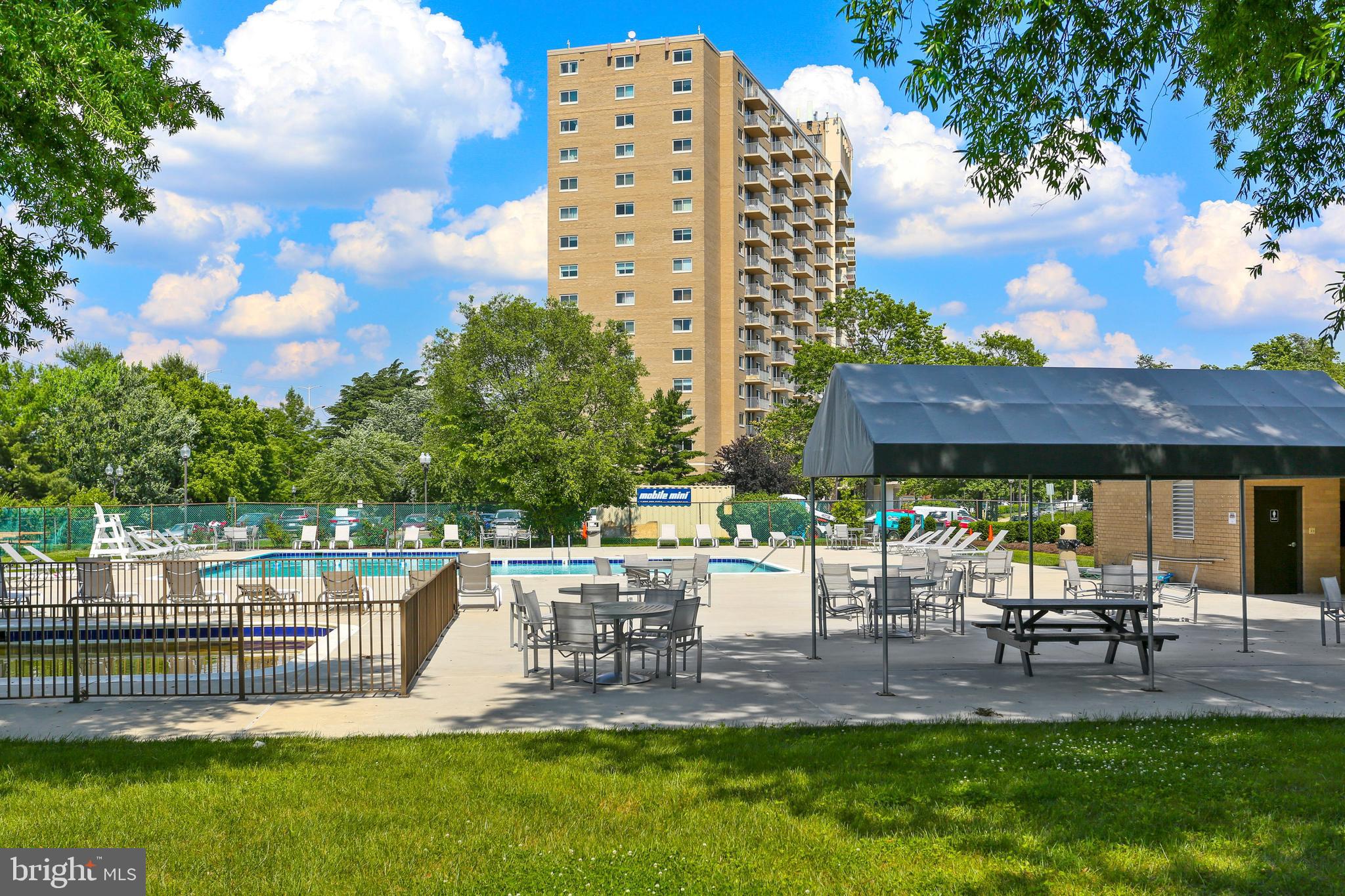 PARC EAST - Residential Lease