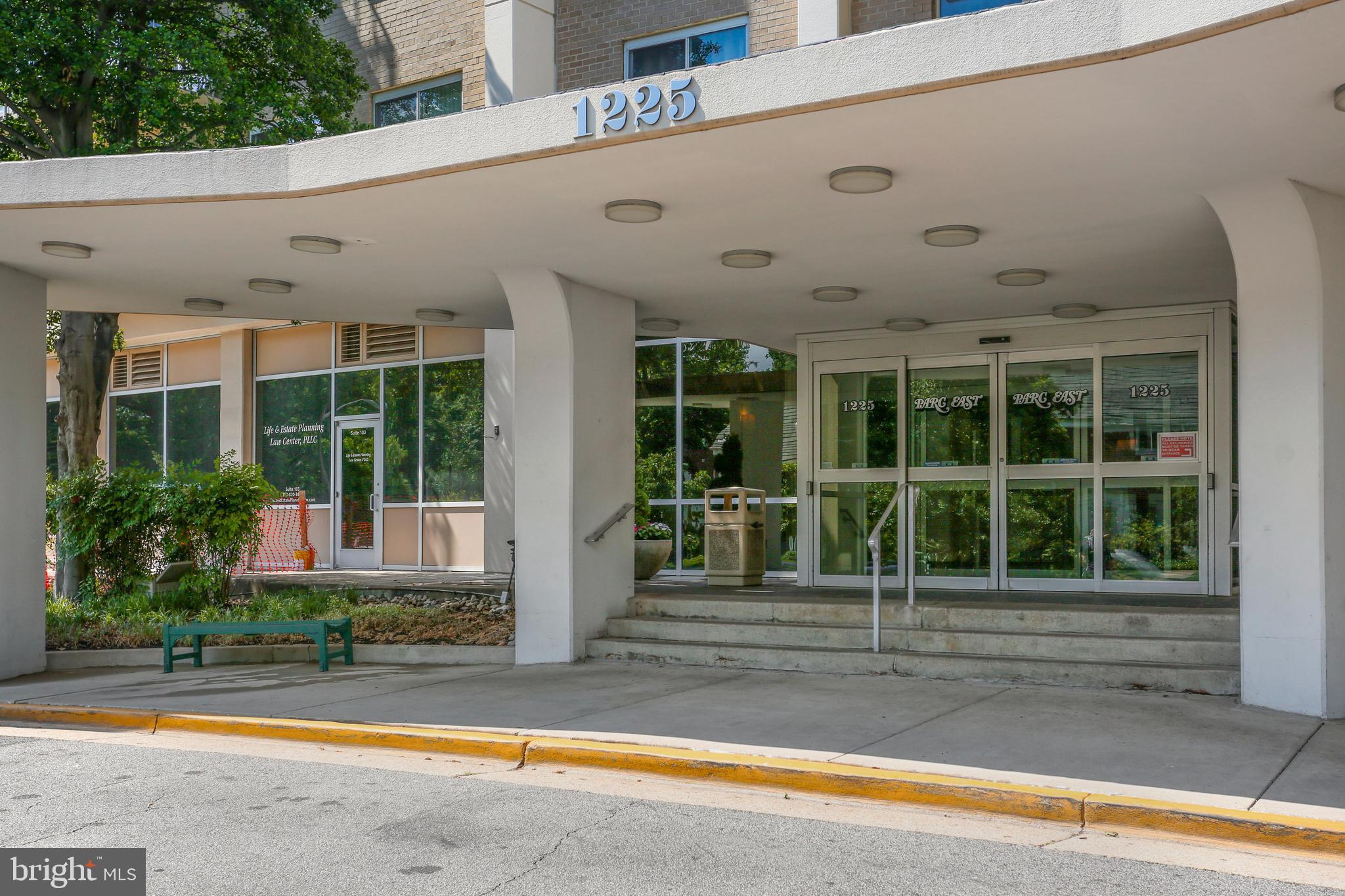 PARC EAST - Residential Lease