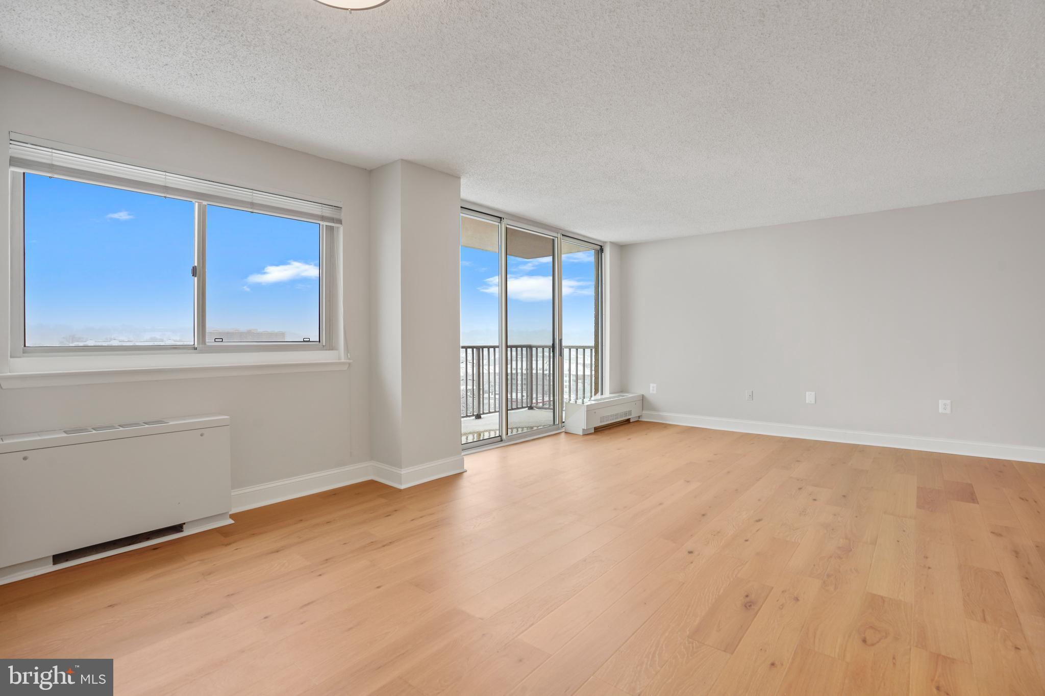 PARC EAST - Residential Lease