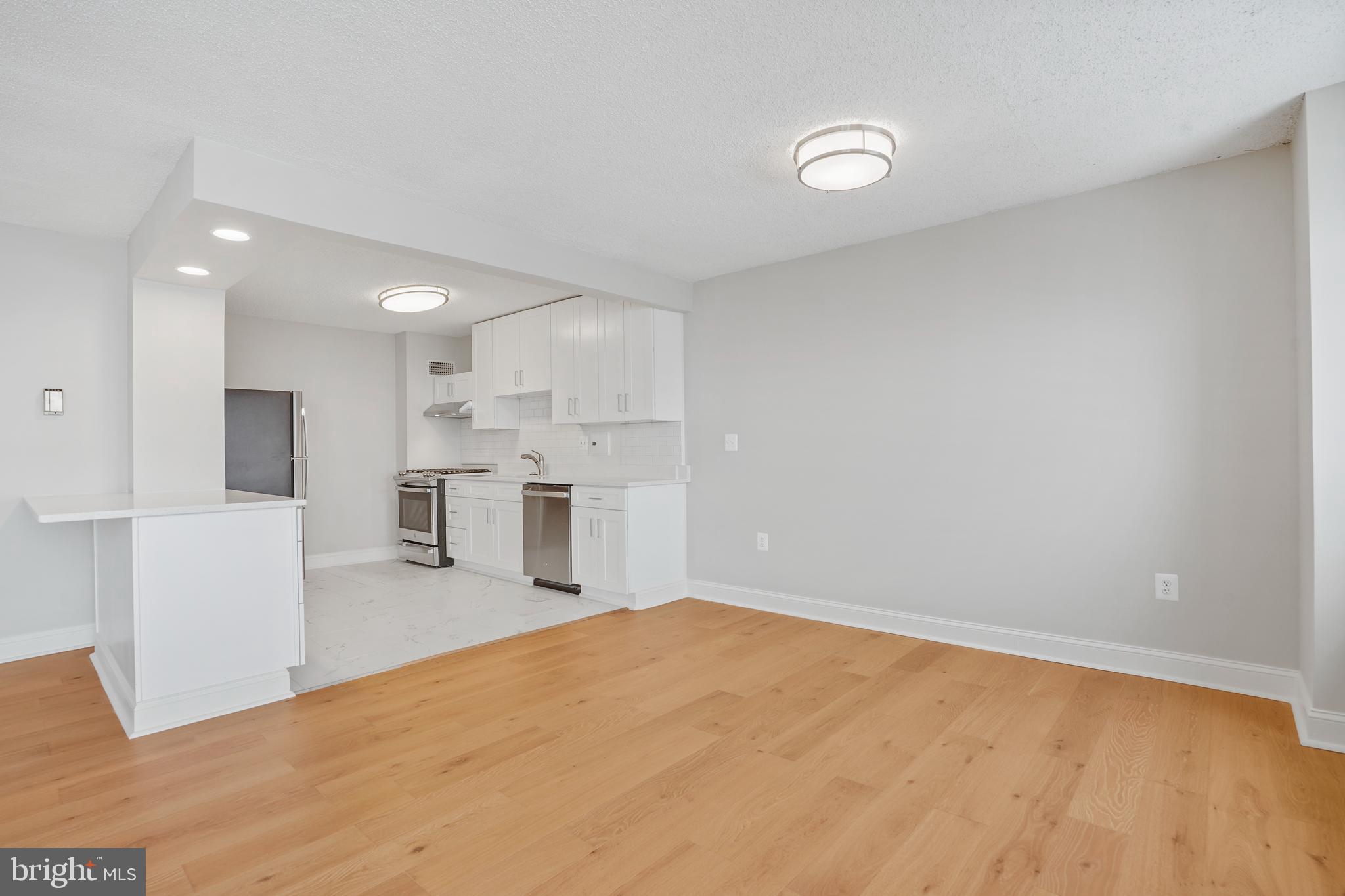 PARC EAST - Residential Lease