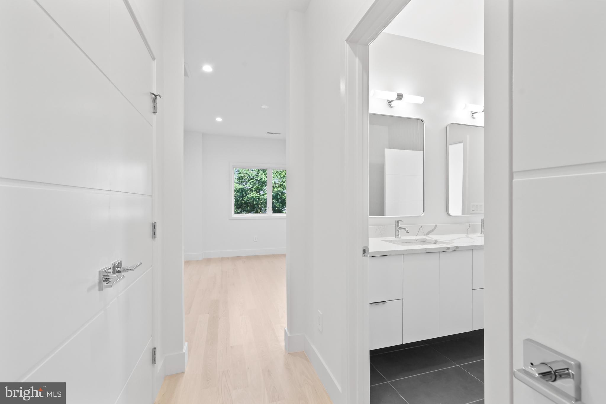 ARLINGTON FOREST - Residential