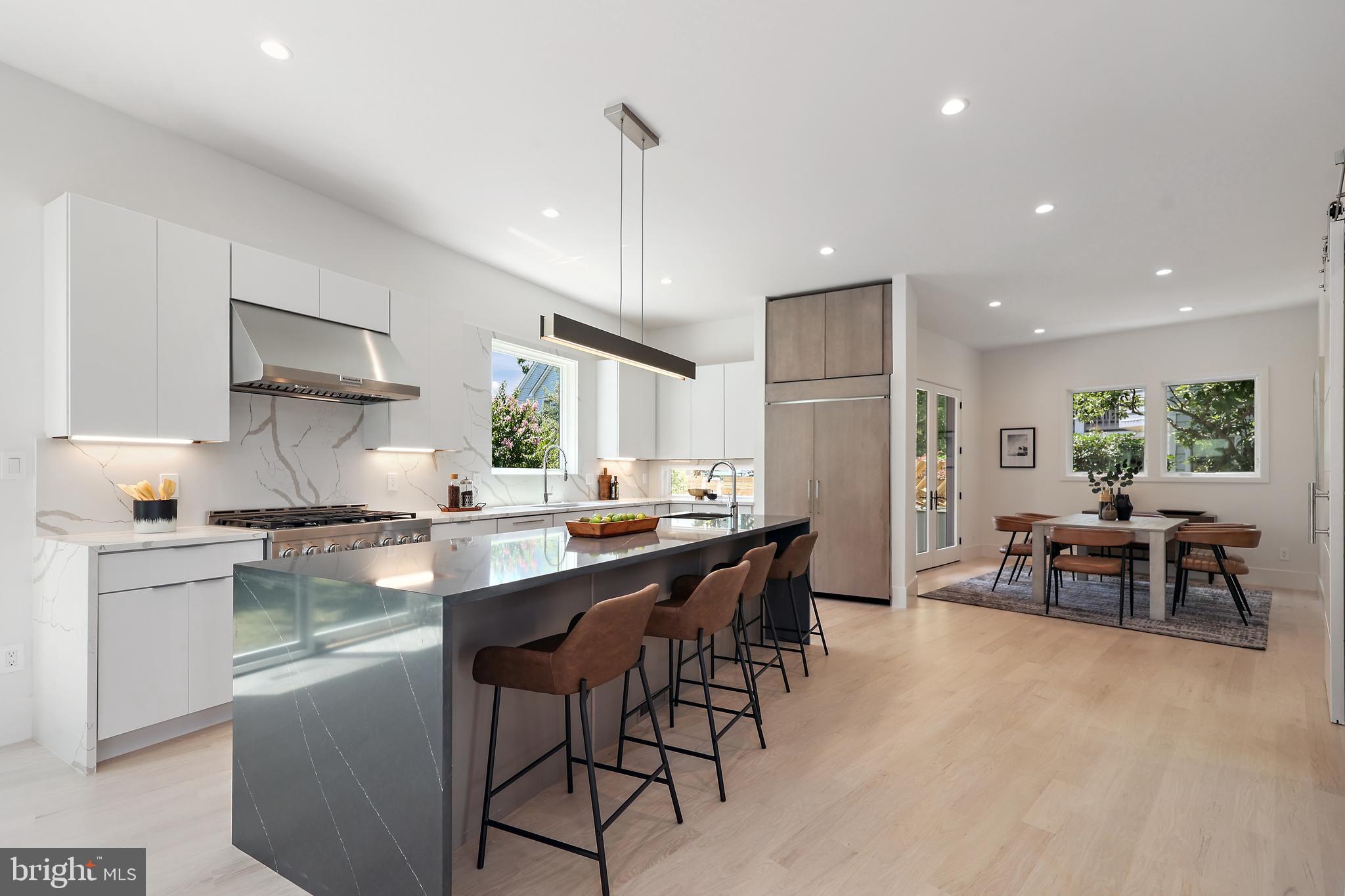 ARLINGTON FOREST - Residential