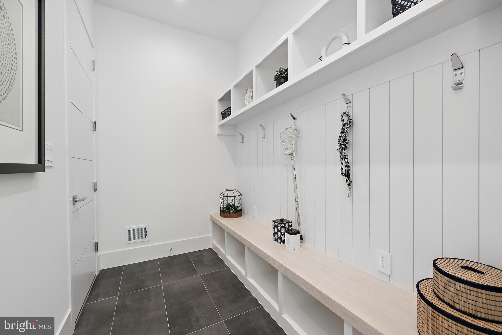 ARLINGTON FOREST - Residential