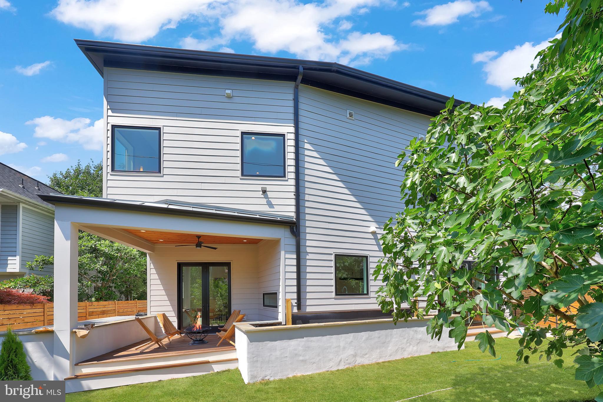 ARLINGTON FOREST - Residential