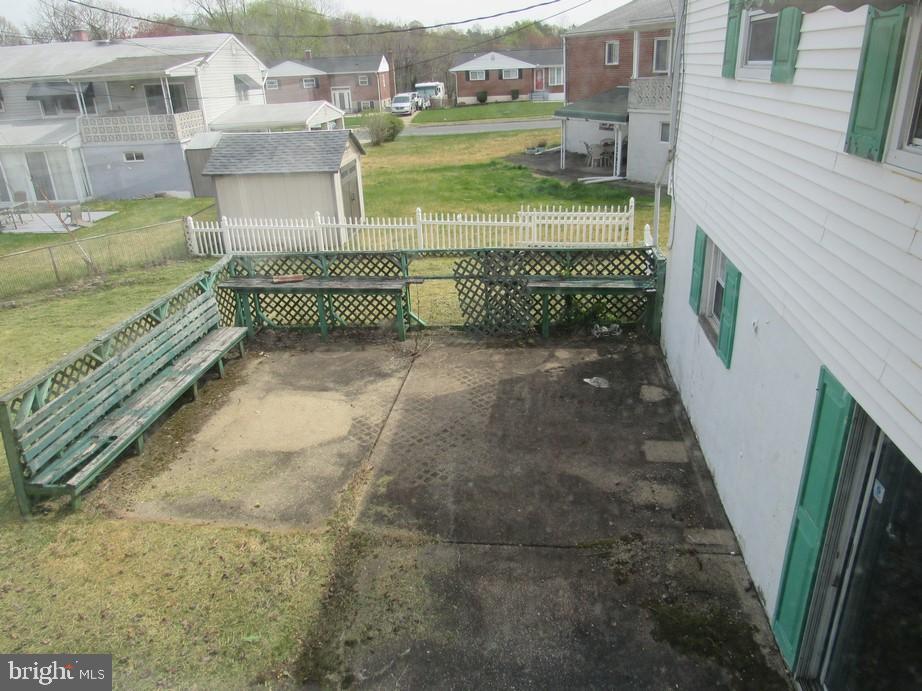 BLACKTHORN - Residential