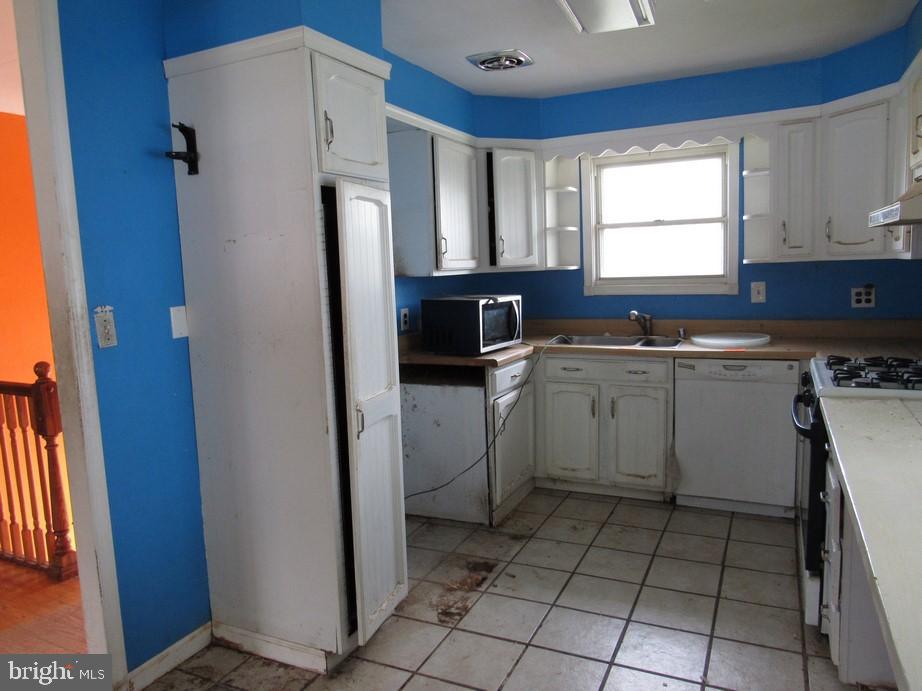 BLACKTHORN - Residential