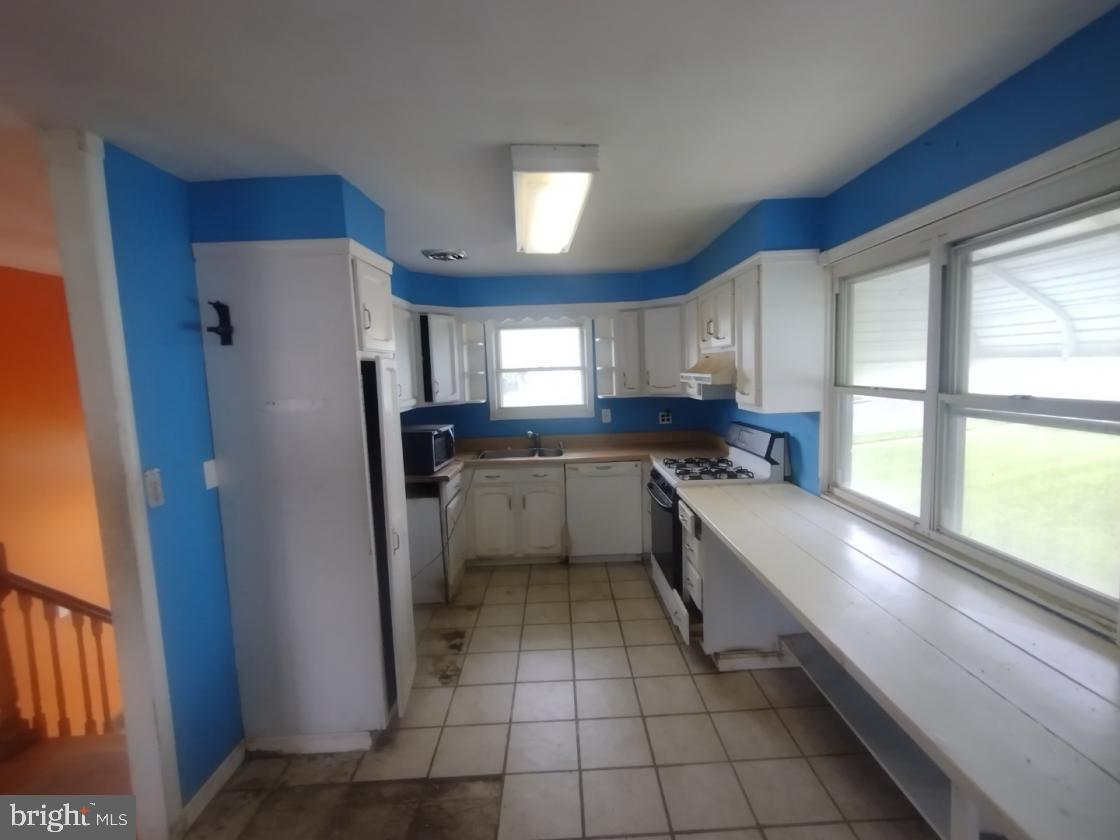 BLACKTHORN - Residential