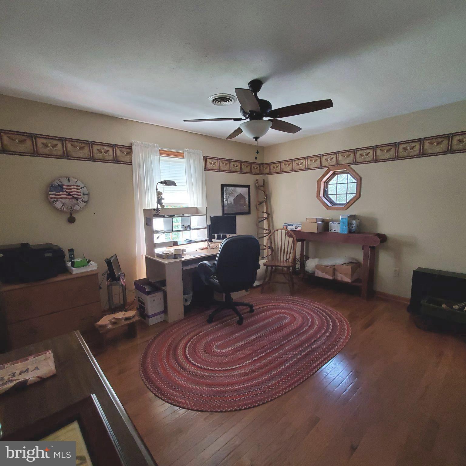 EVERMAY MANOR - Residential