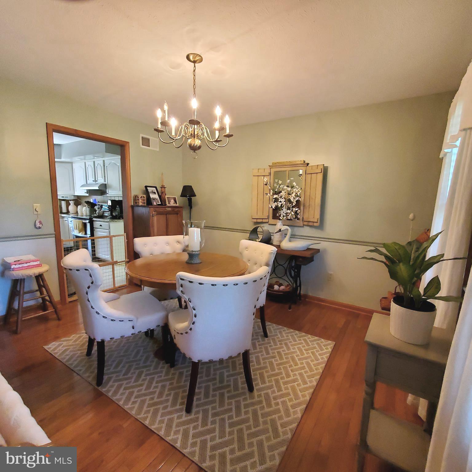 EVERMAY MANOR - Residential