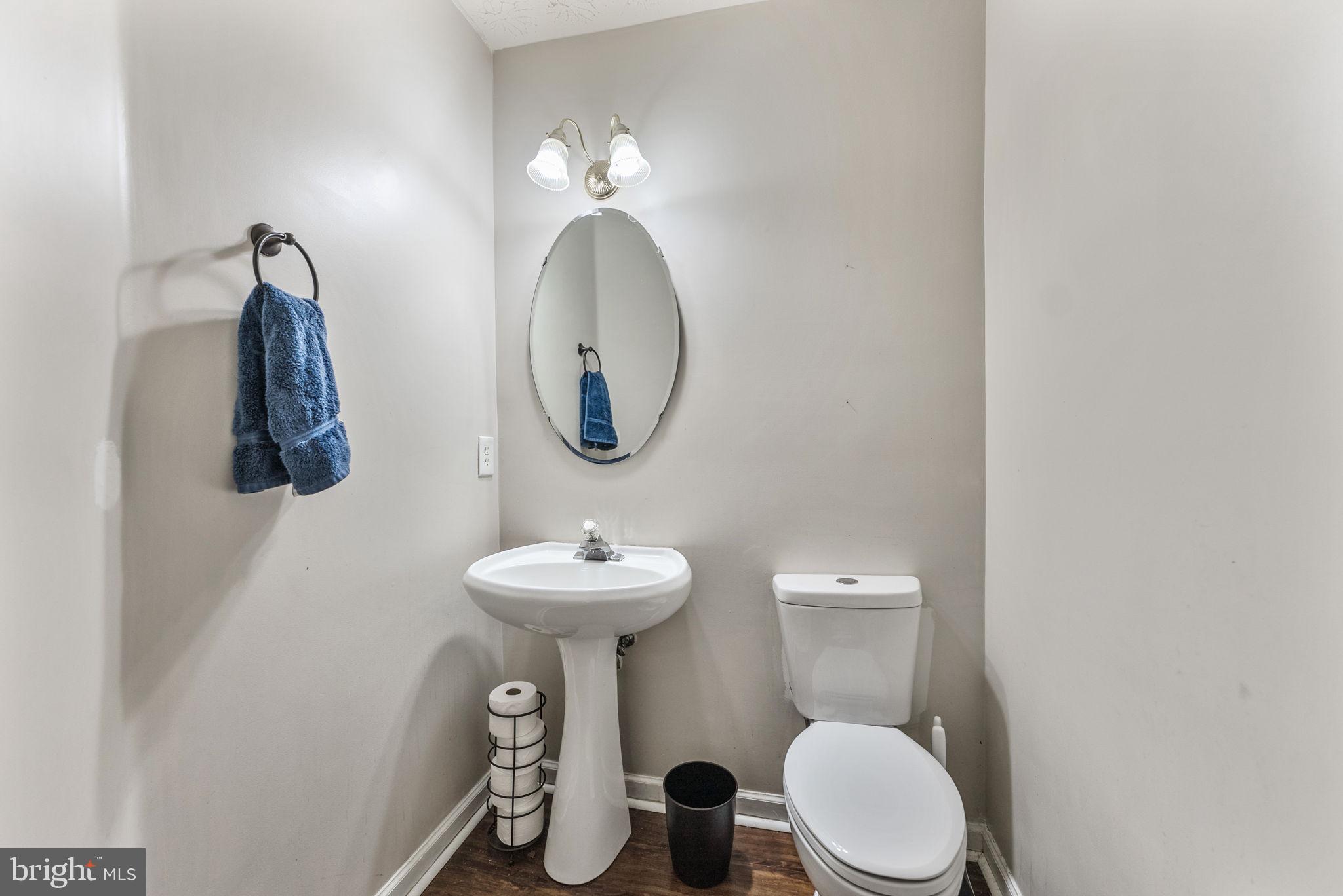 CARRIAGE PINES/LAKE VILL - Residential