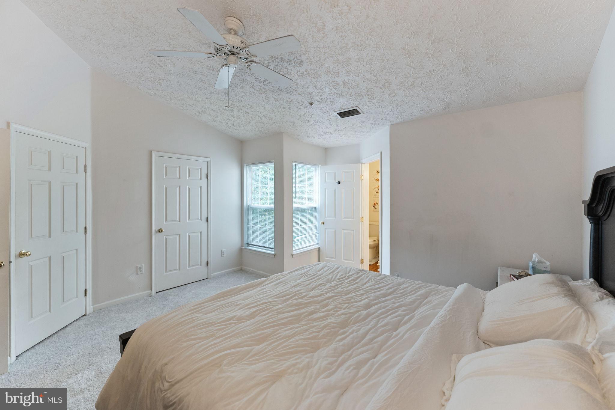 CARRIAGE PINES/LAKE VILL - Residential