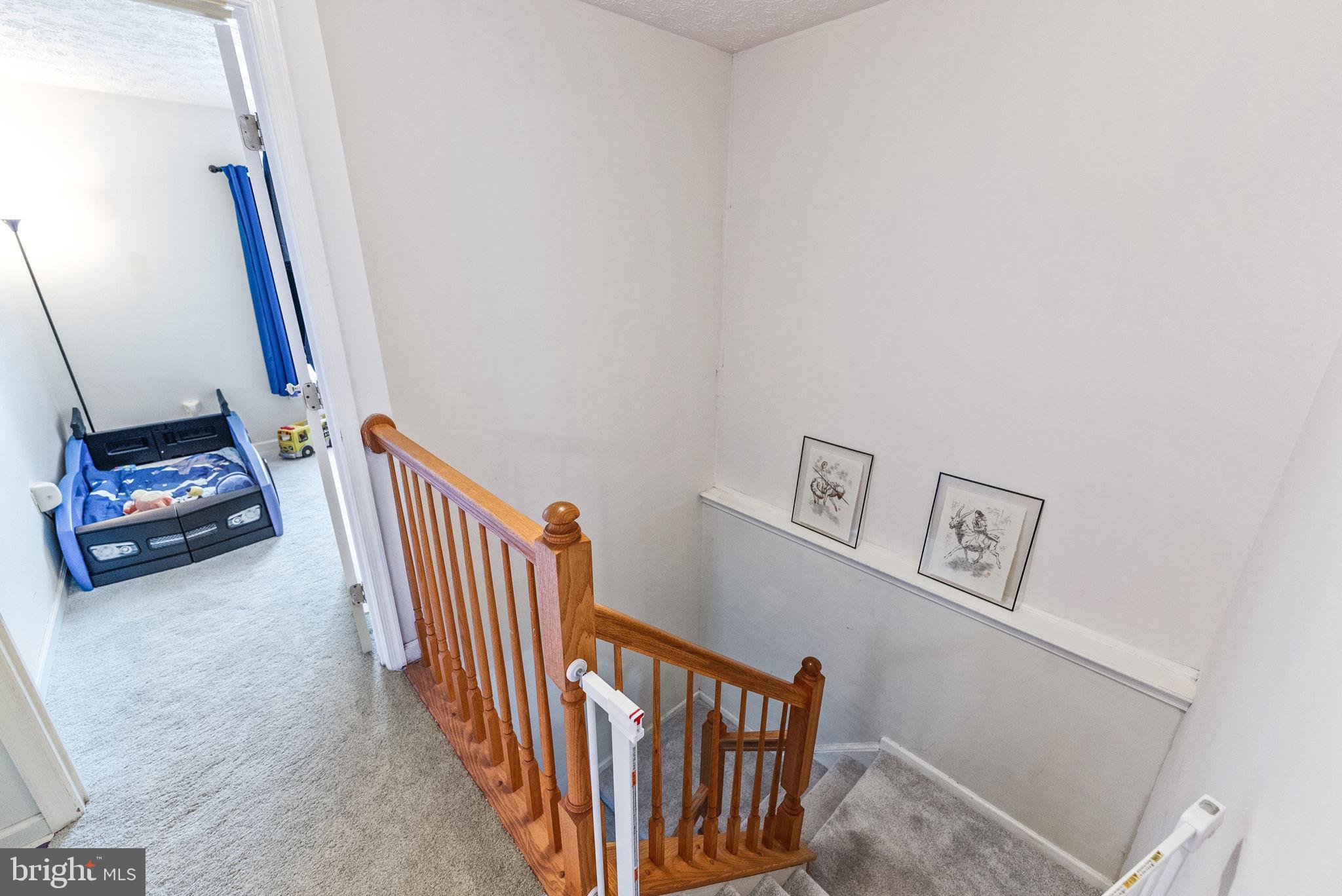 CARRIAGE PINES/LAKE VILL - Residential