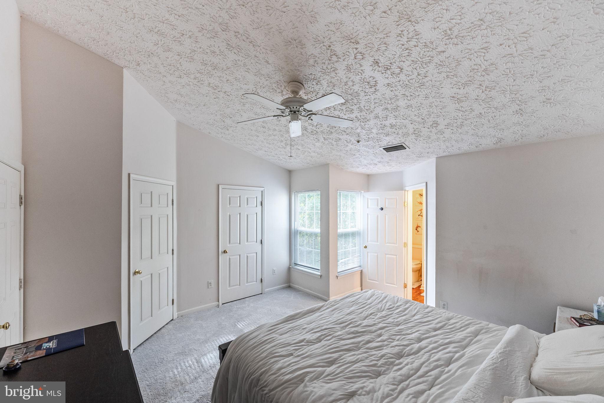 CARRIAGE PINES/LAKE VILL - Residential