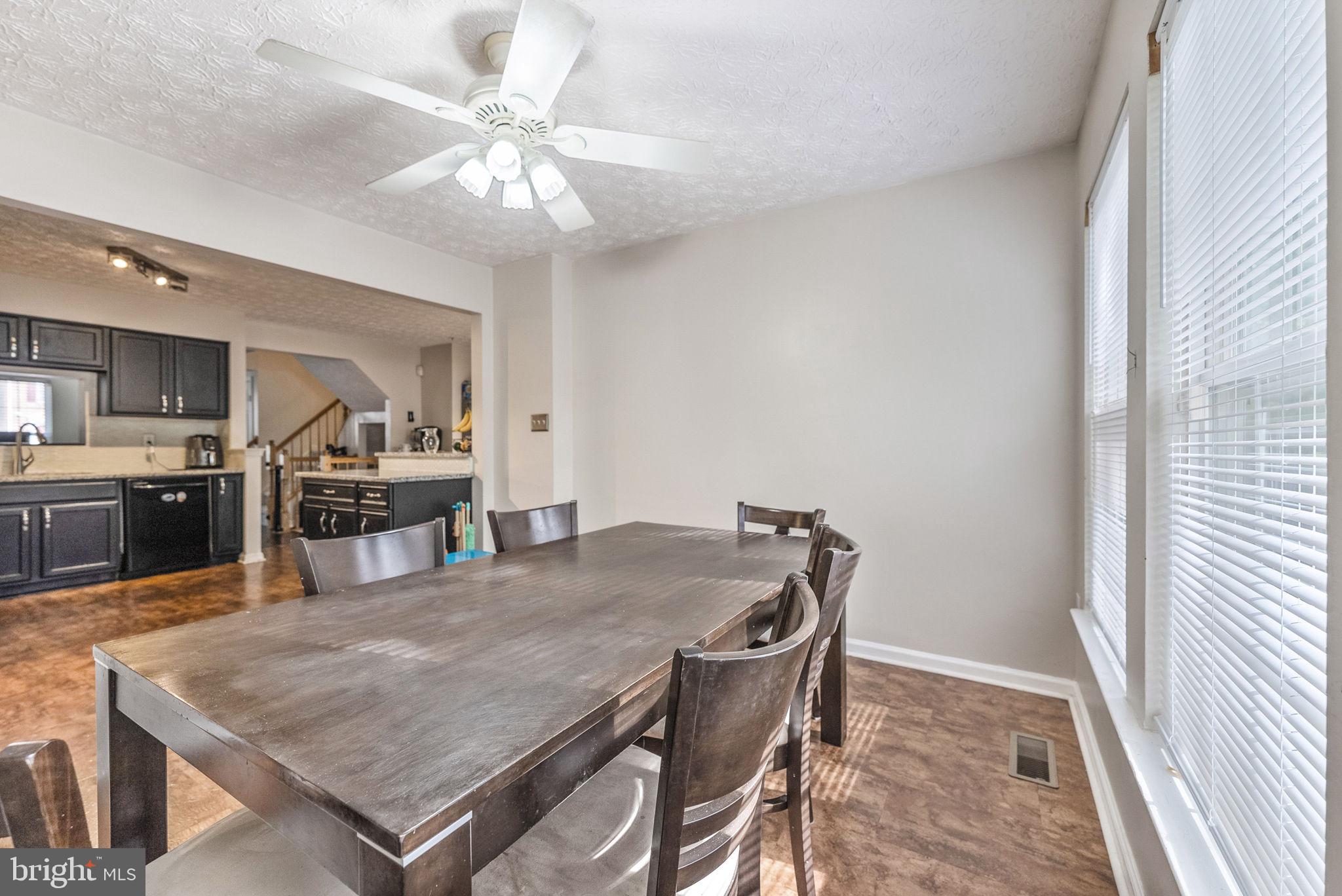 CARRIAGE PINES/LAKE VILL - Residential