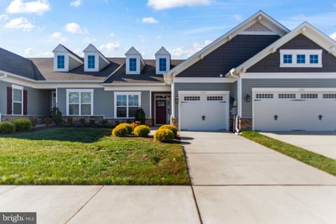 102 CAMDEN CIRCLE LA PLATA MD 20646