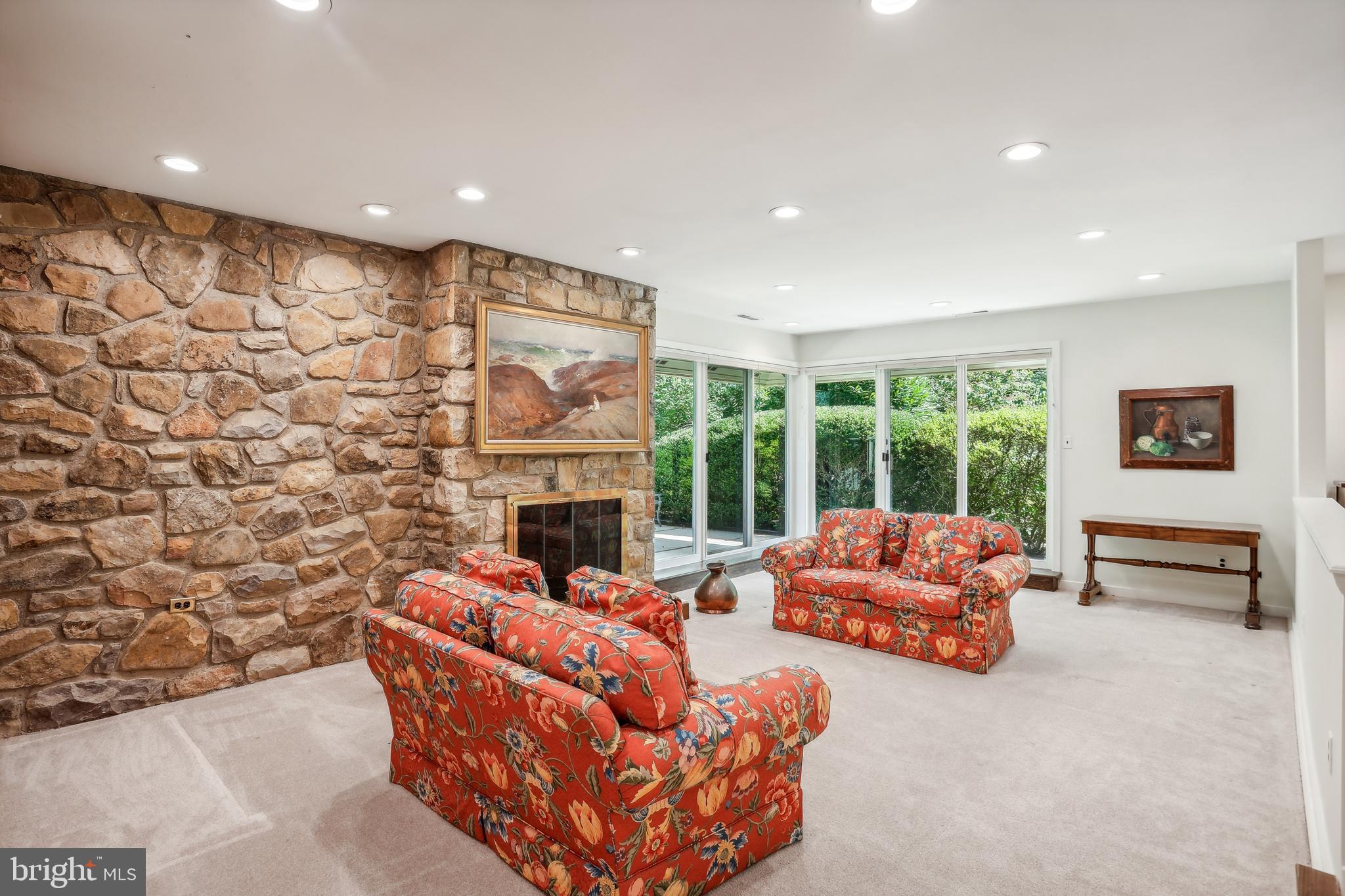 HERMITAGE - Residential