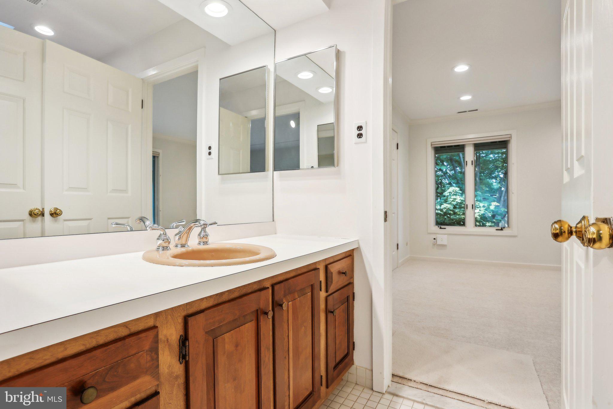 HERMITAGE - Residential