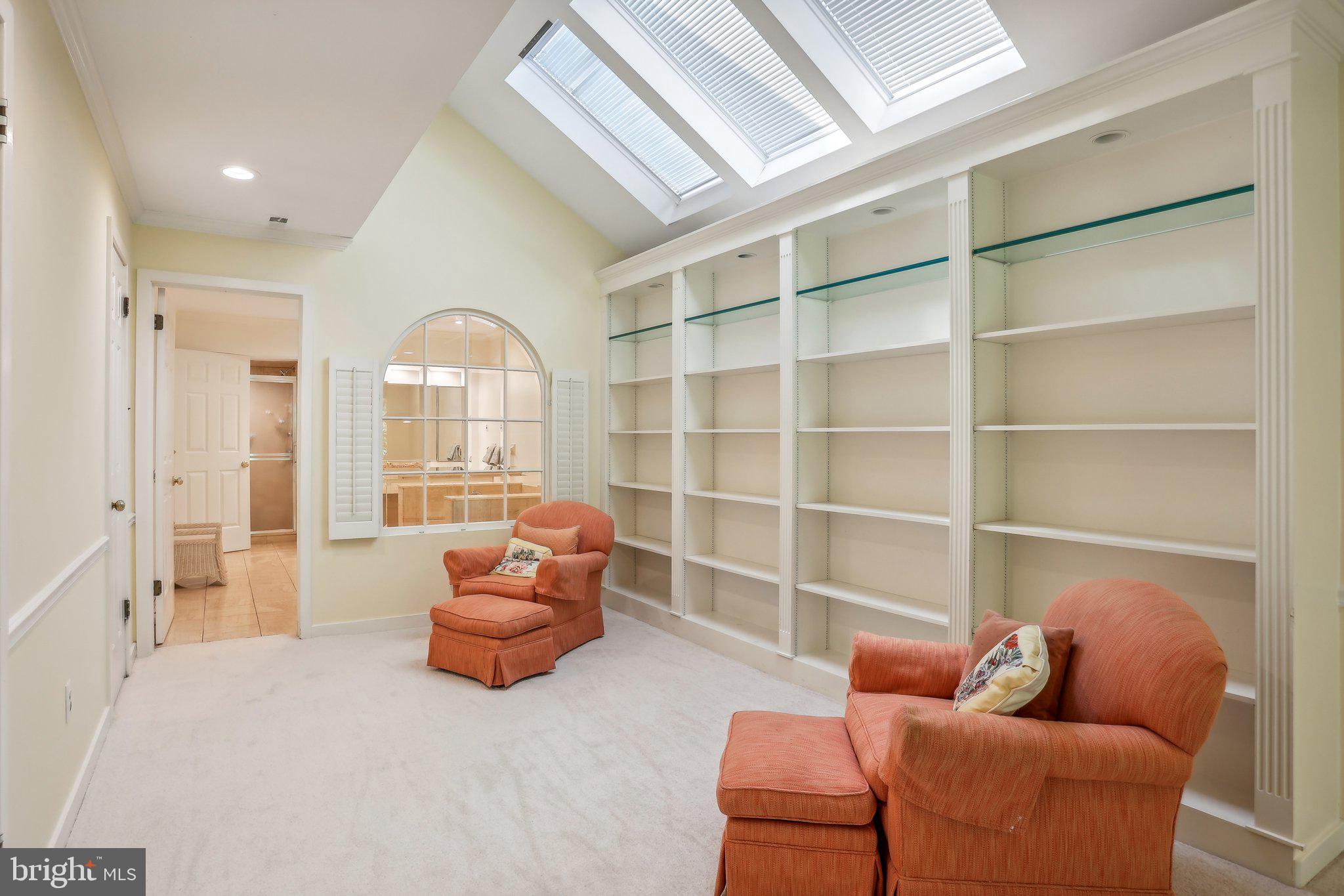 HERMITAGE - Residential