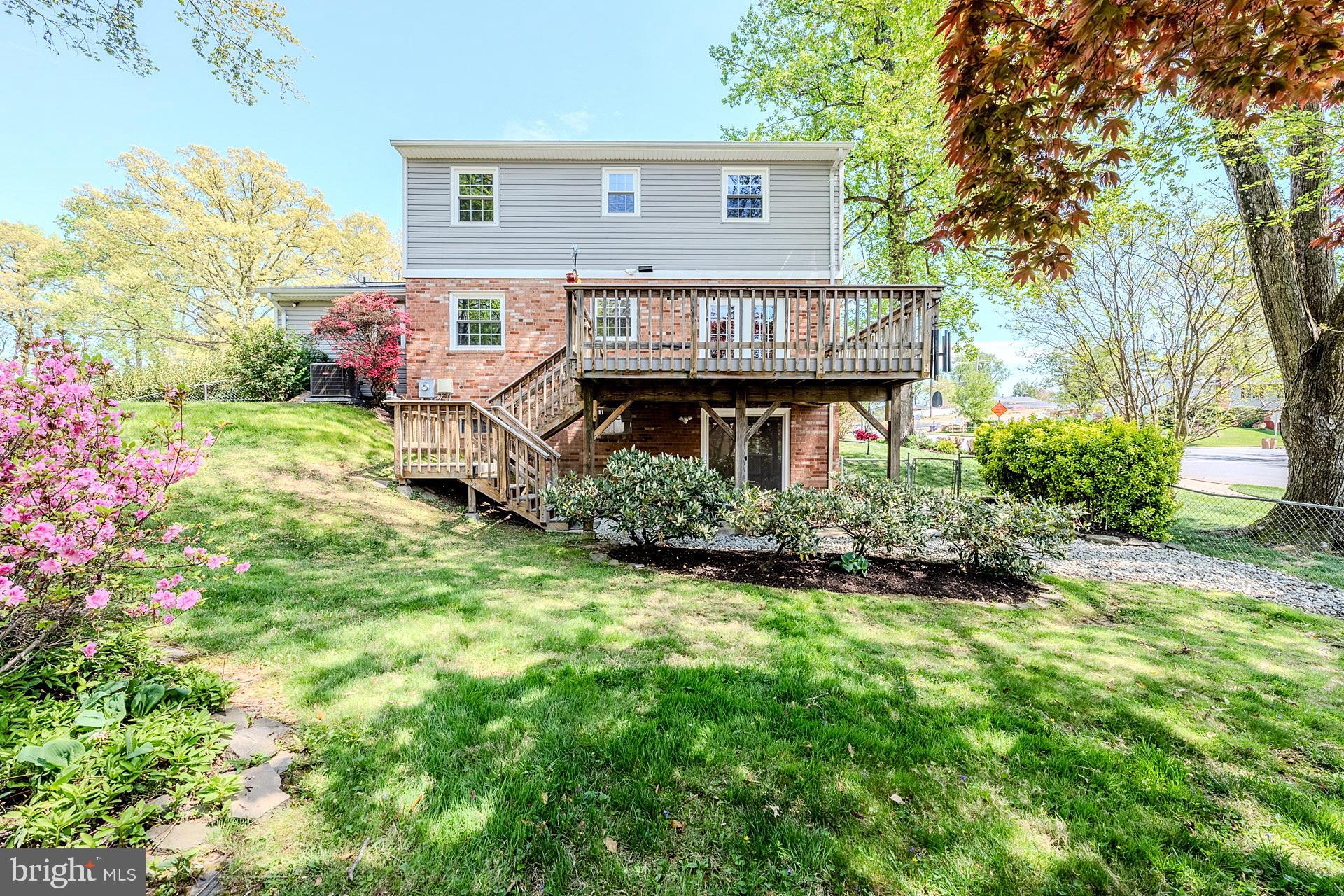 ROLLING VALLEY - Residential