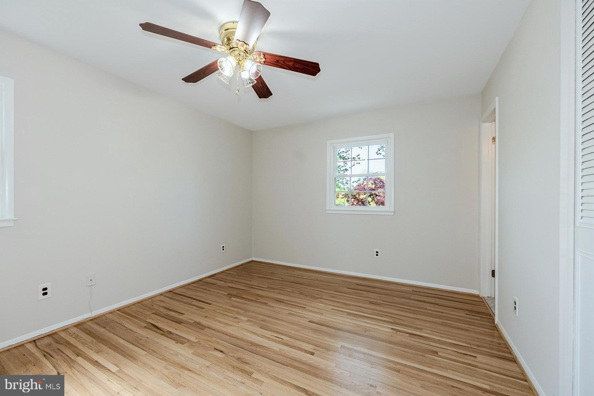 ROLLING VALLEY - Residential