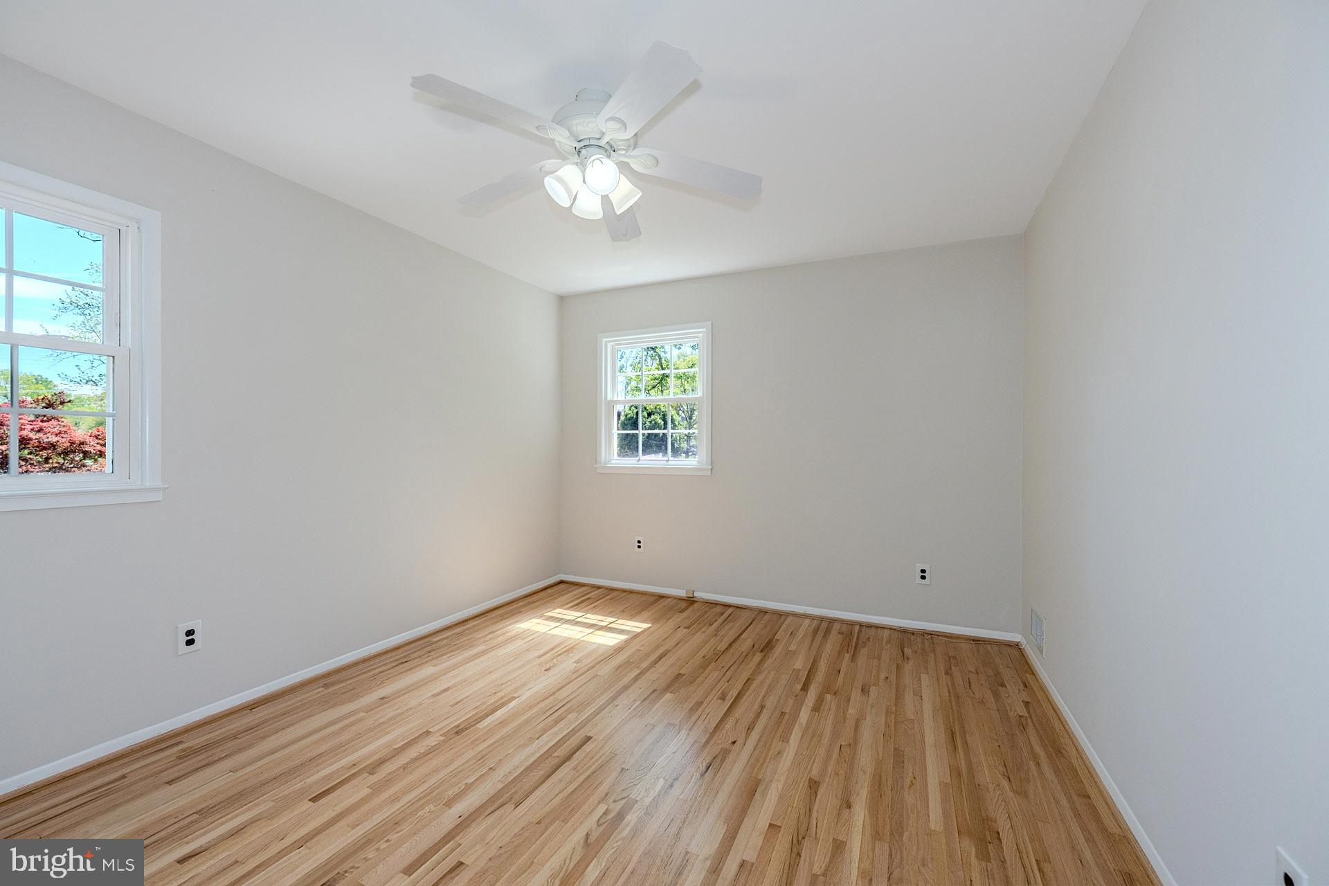 ROLLING VALLEY - Residential