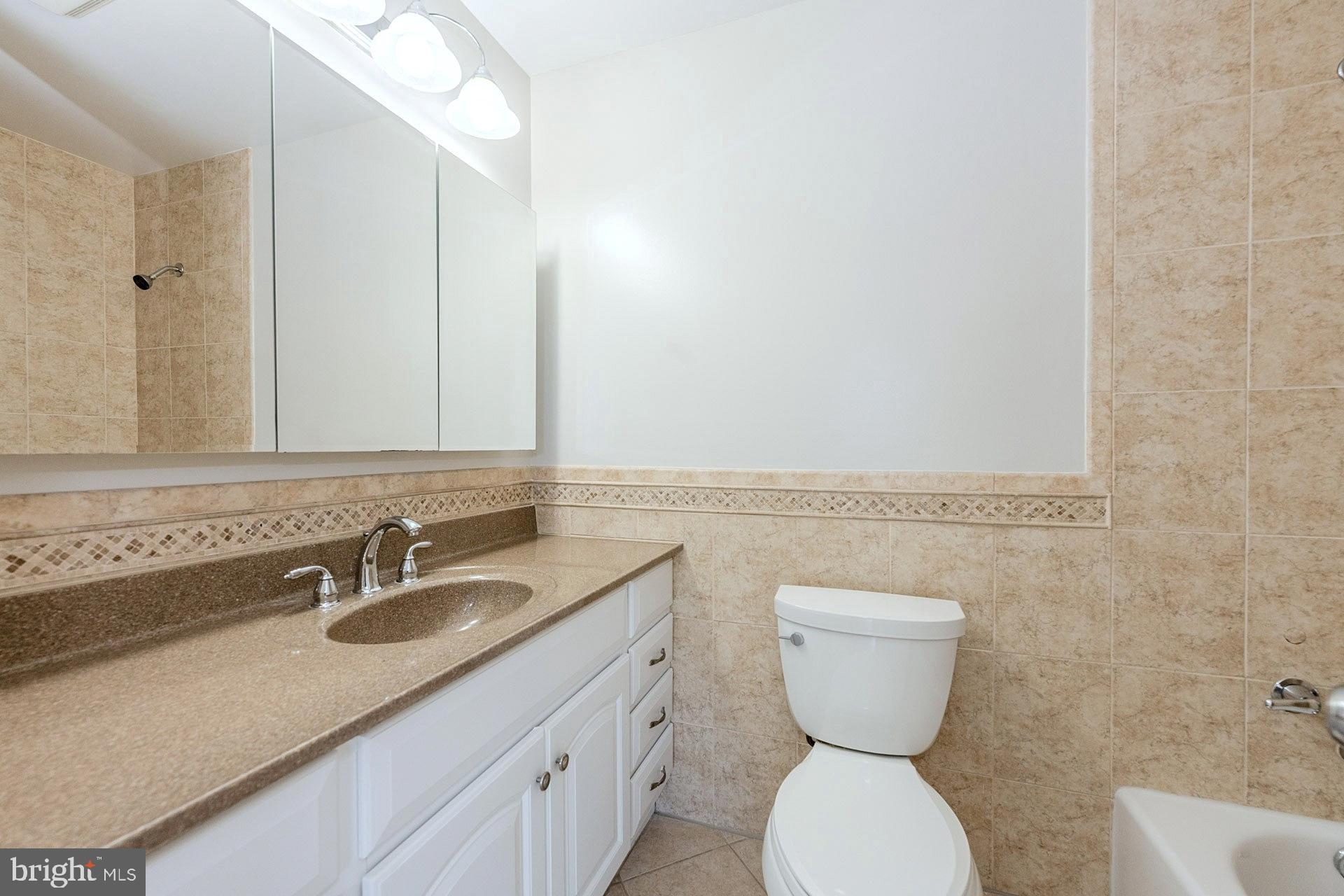 ROLLING VALLEY - Residential