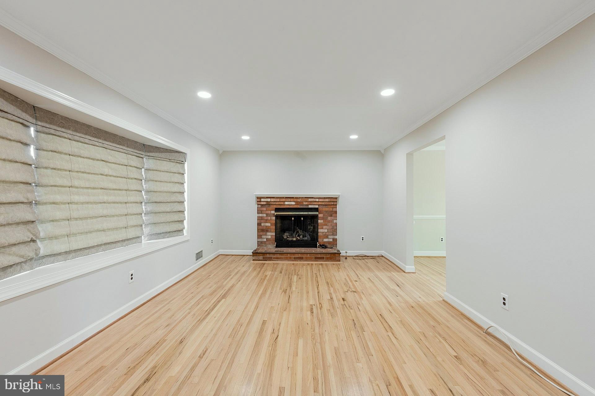 ROLLING VALLEY - Residential