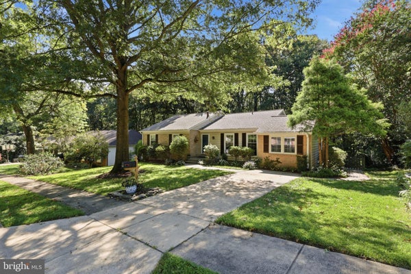 6424 ALLOWAY CT, SPRINGFIELD, VA 22152 - Image 12e6bd1d24f37a4fbd95e24a25ed86fb/4161463098