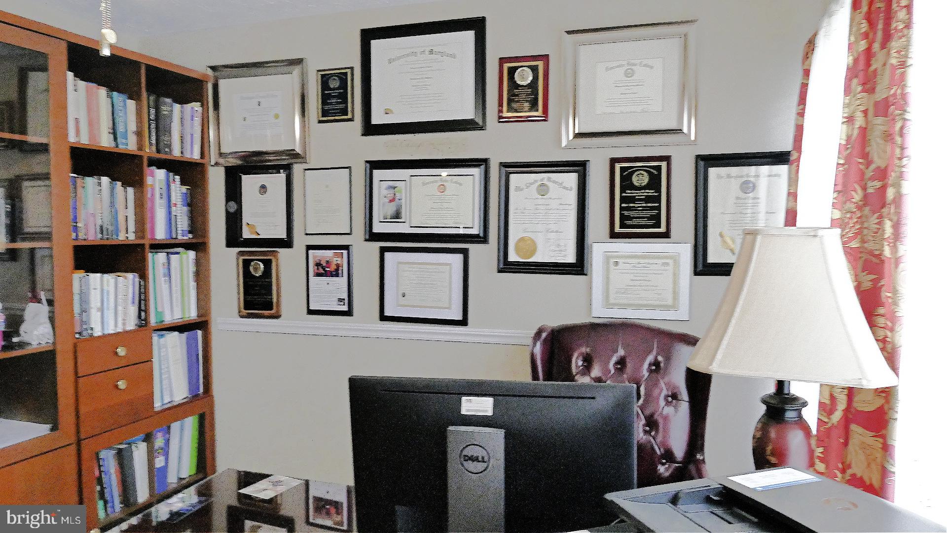 PINEY ORCHARD - Residential