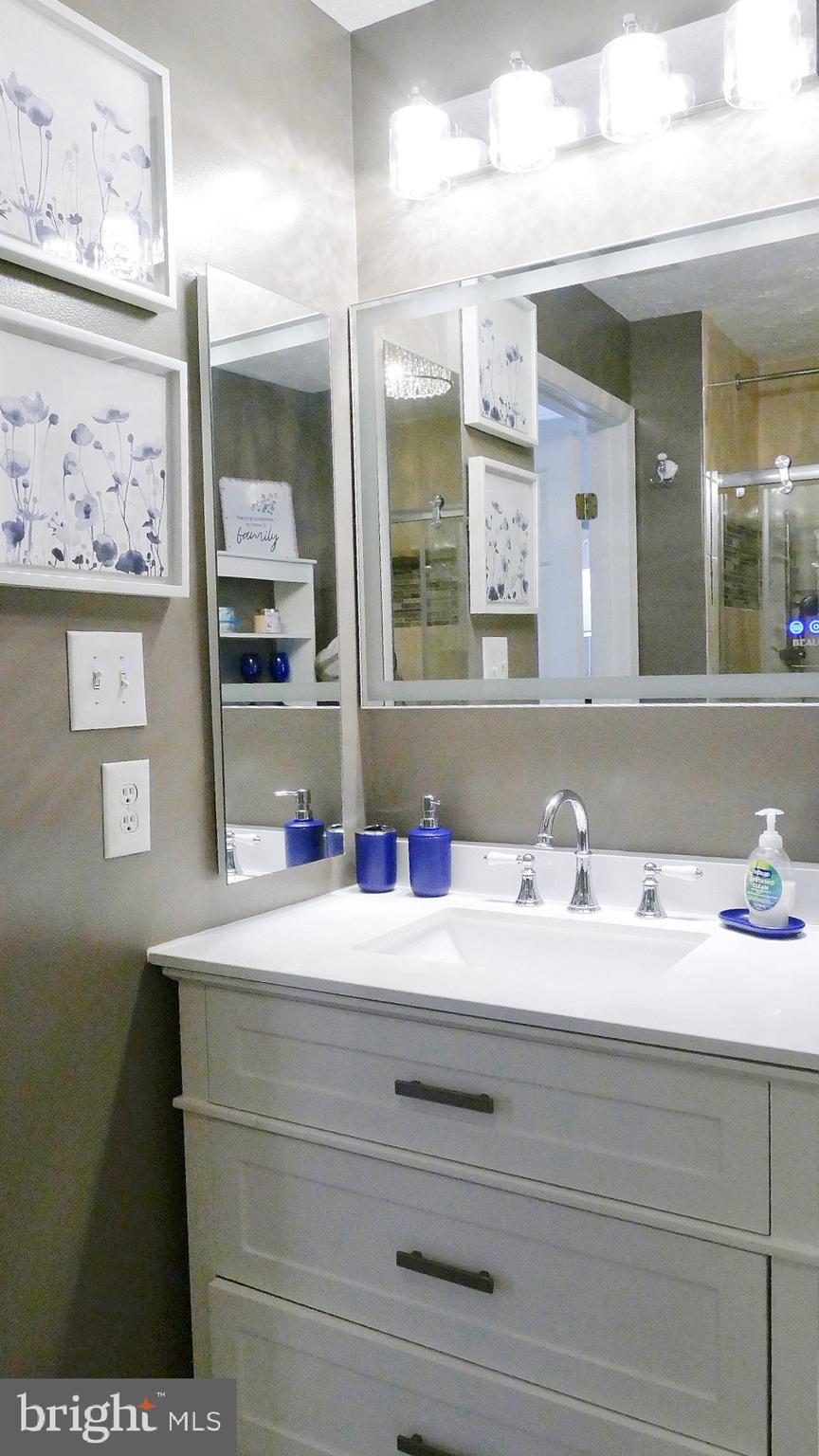 PINEY ORCHARD - Residential