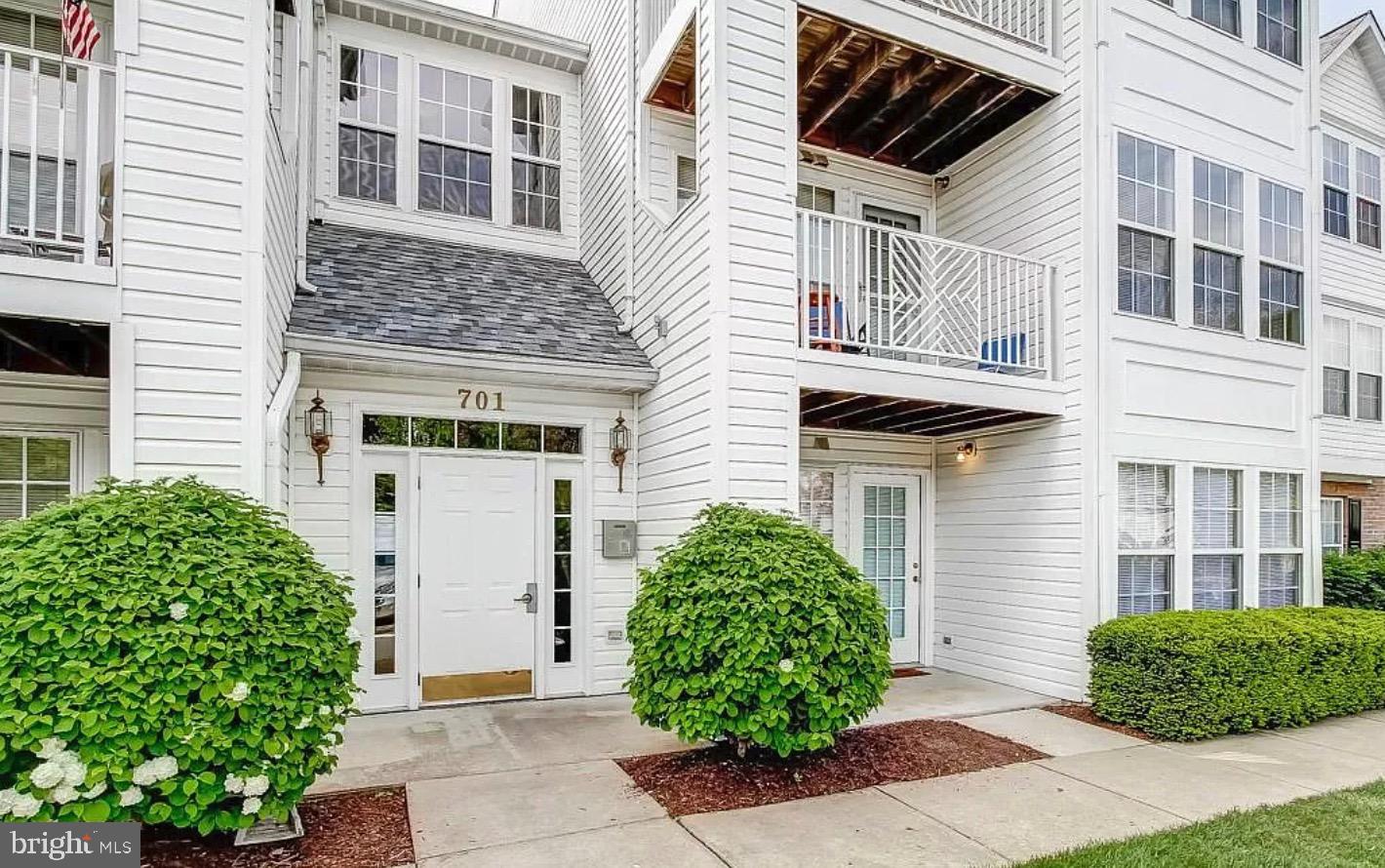 PINEY ORCHARD - Residential