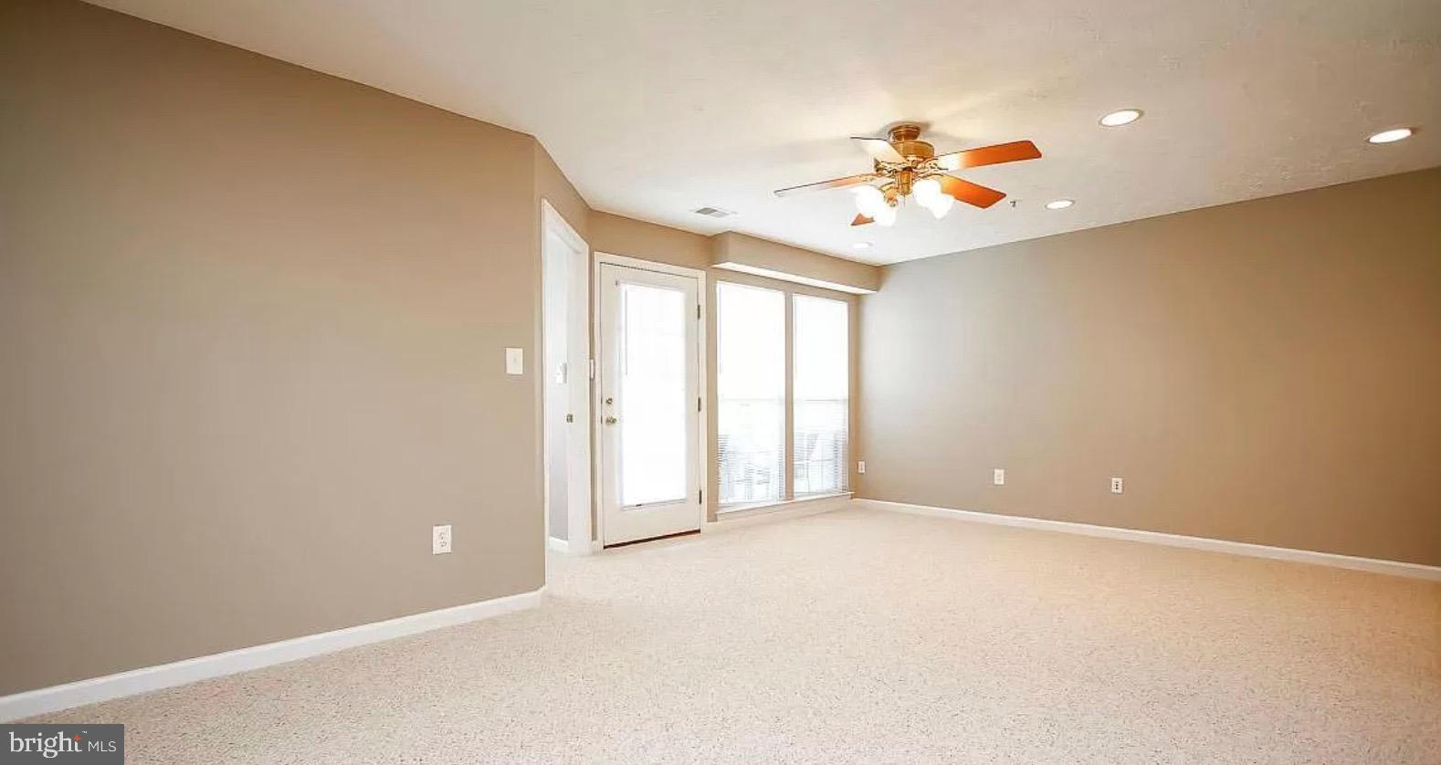 PINEY ORCHARD - Residential