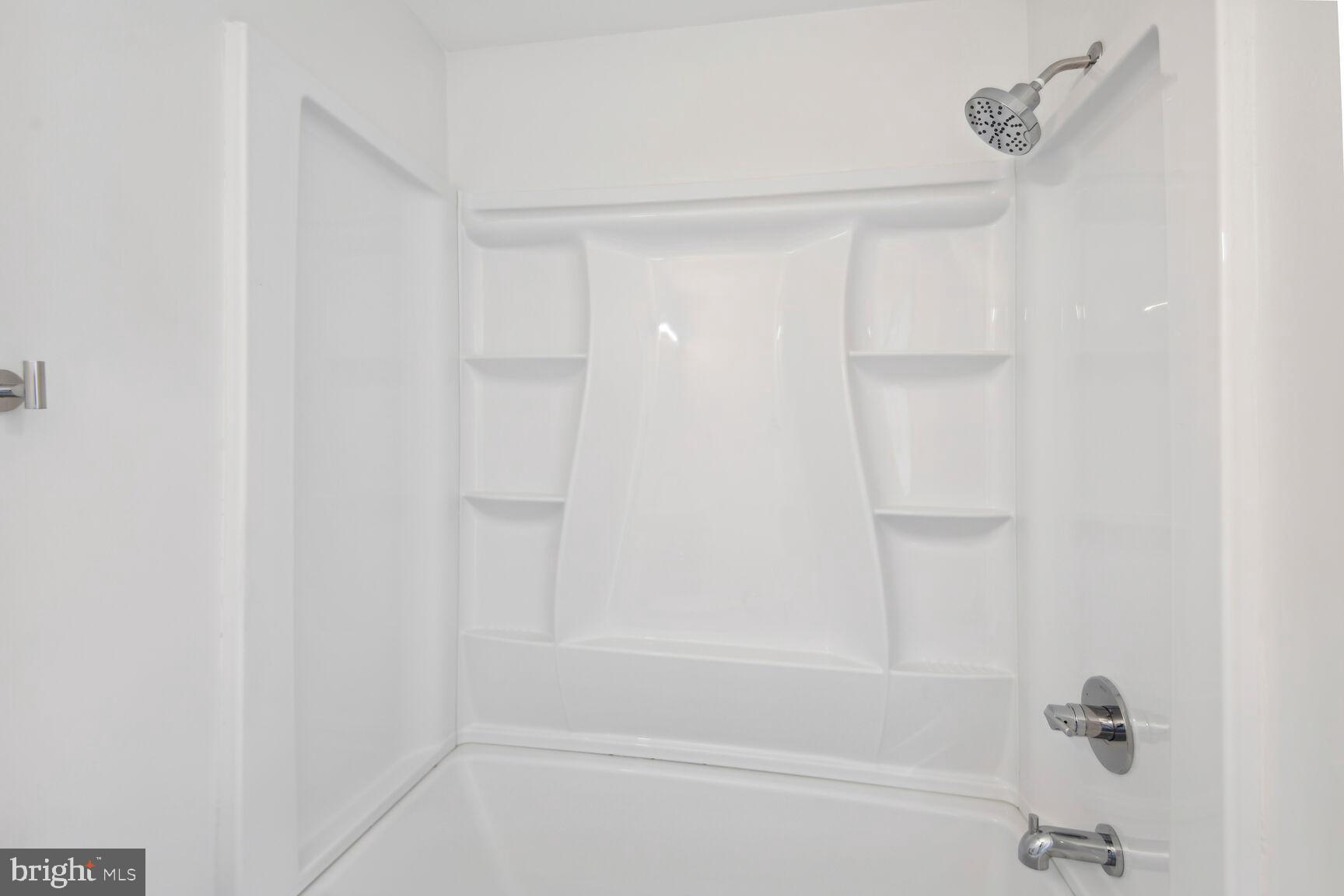 BREWERS HILL - Residential Lease