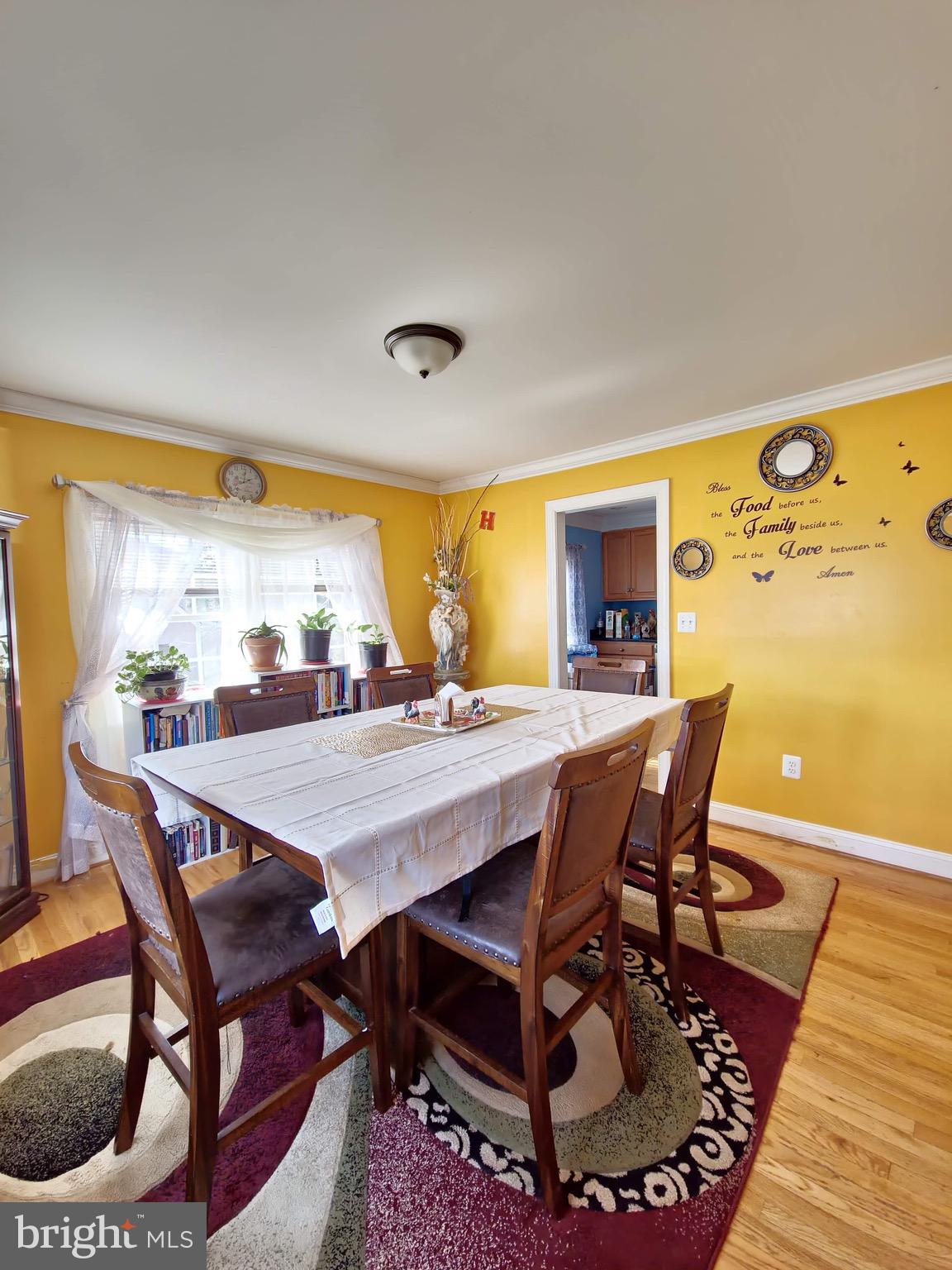 FOXHILLS - Residential