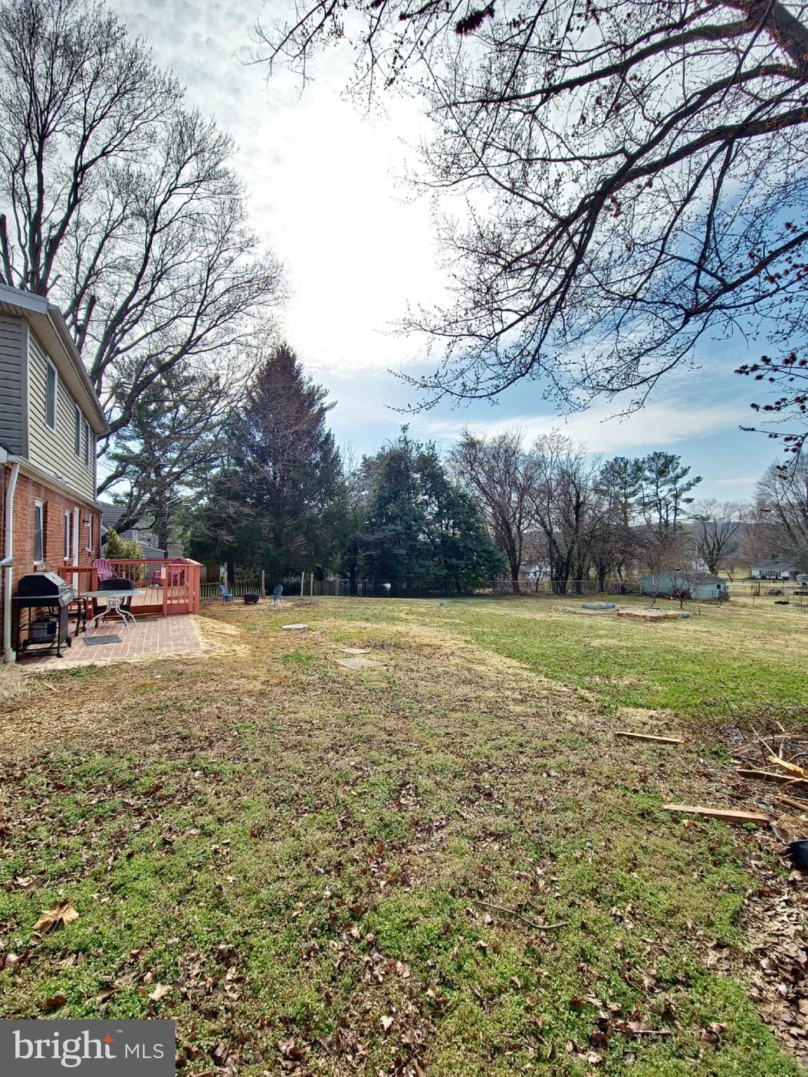 FOXHILLS - Residential