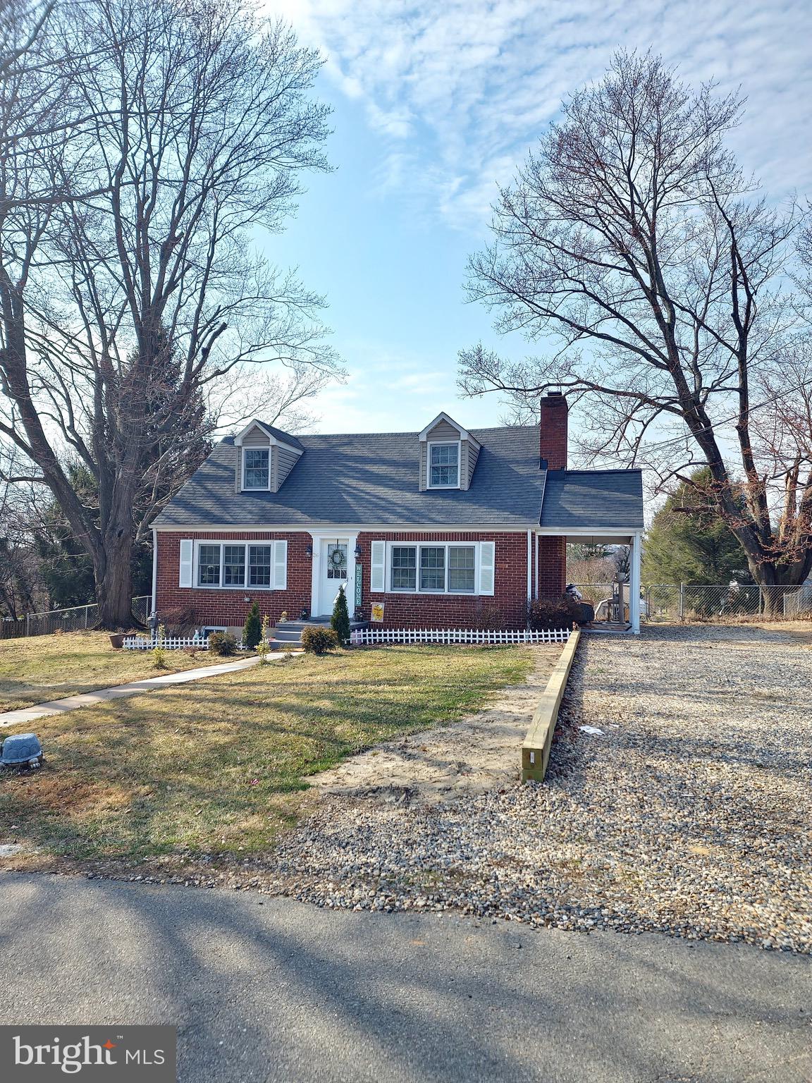 FOXHILLS - Residential