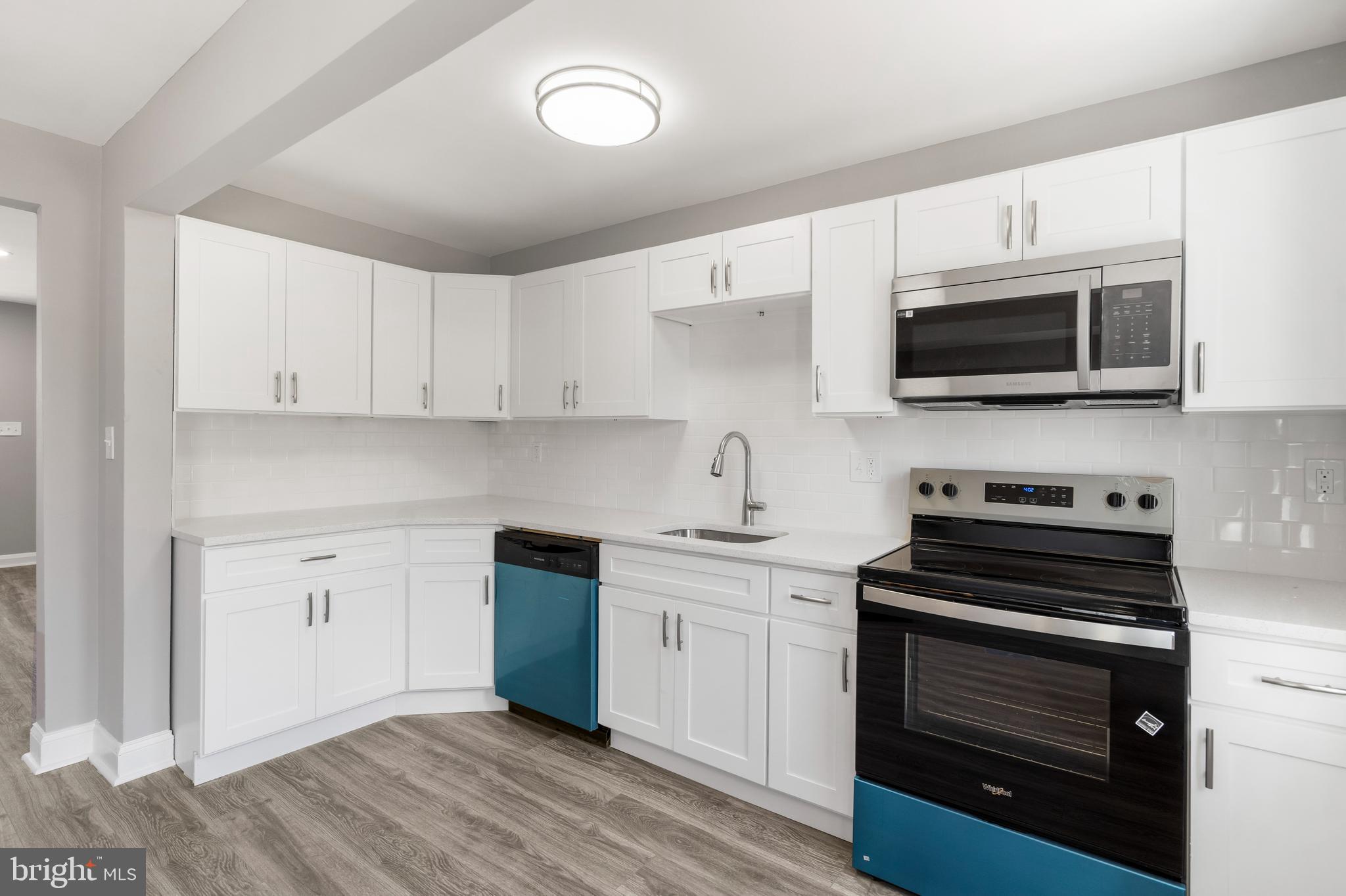 PHILADELPHIA HEIGHTS - Residential