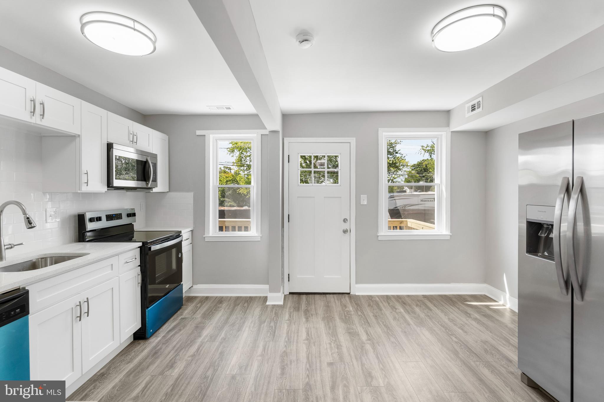 PHILADELPHIA HEIGHTS - Residential