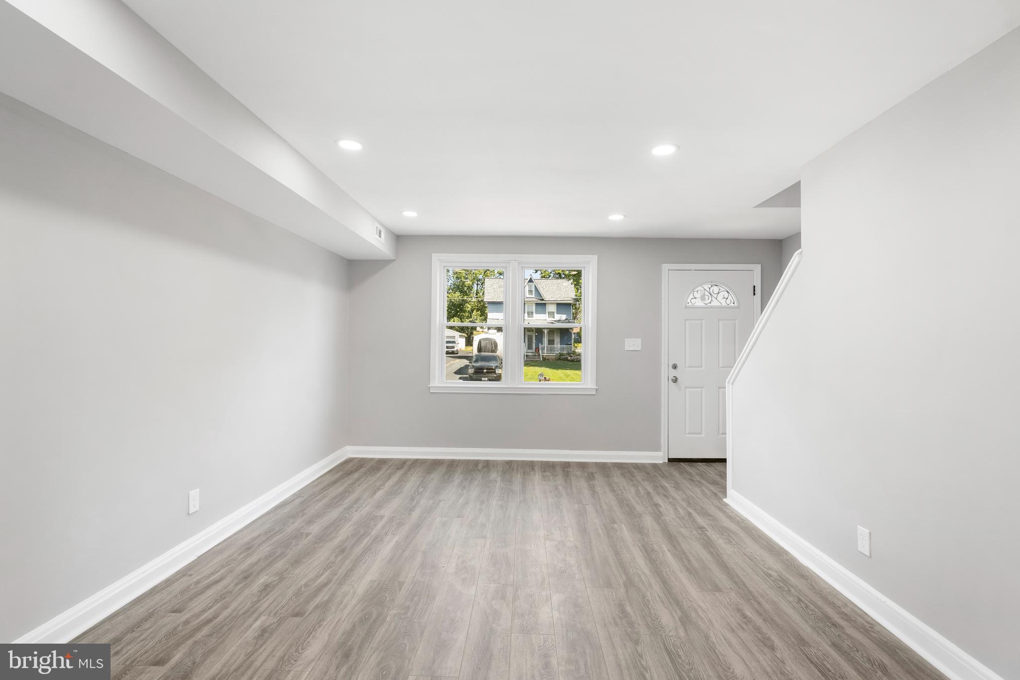 PHILADELPHIA HEIGHTS - Residential