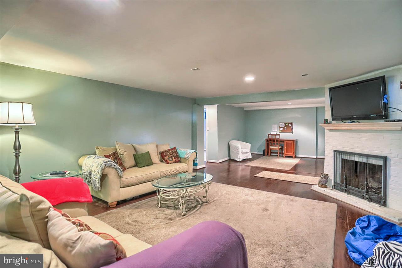 FAYFIELD - Residential