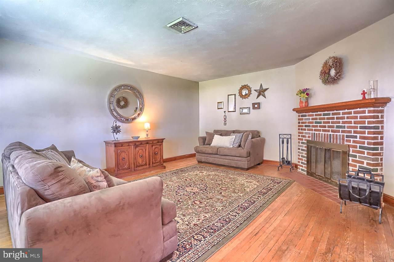 FAYFIELD - Residential
