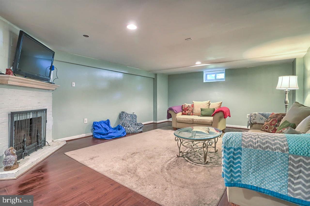 FAYFIELD - Residential