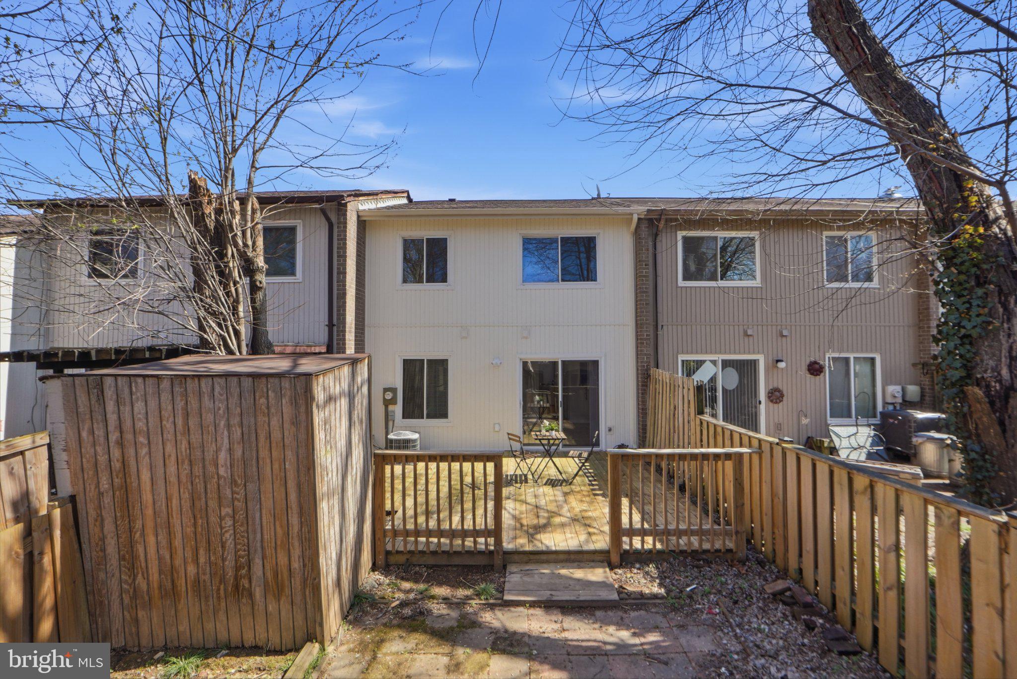 MARYLAND PLACE - Residential